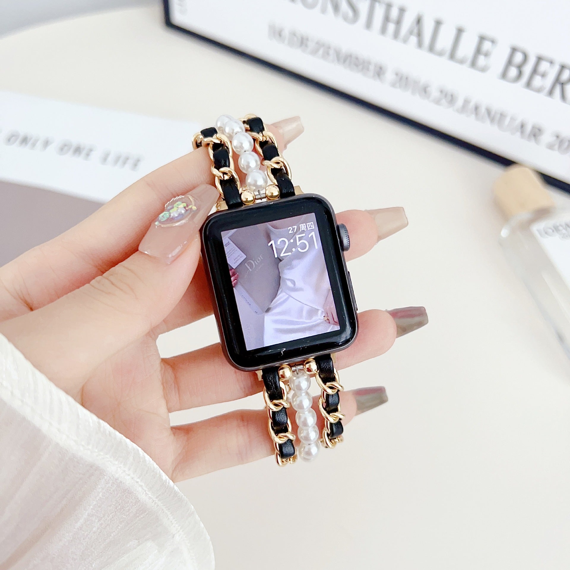Pearl Metal Link Bracelet for Apple Watch
