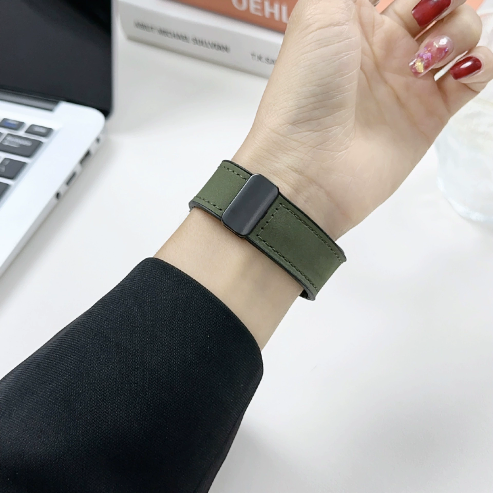 Silicone Magnetic Leather Strap For Apple Watch